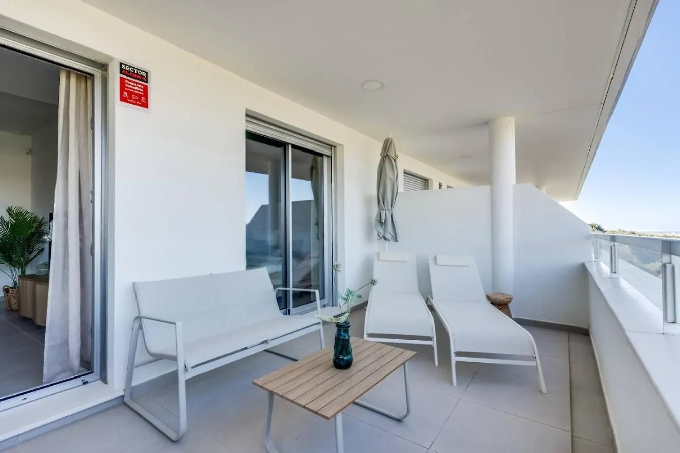 אסטפונה Casa Con Vistas - 2 Bedroom Apartment With Terrace ספרד